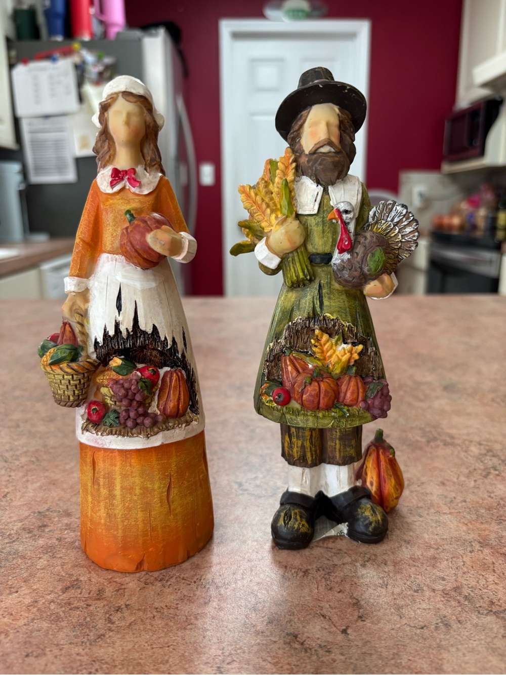 Thanksgiving Pilgrim Couple Figurine Set - Orange & Green Fall Decor